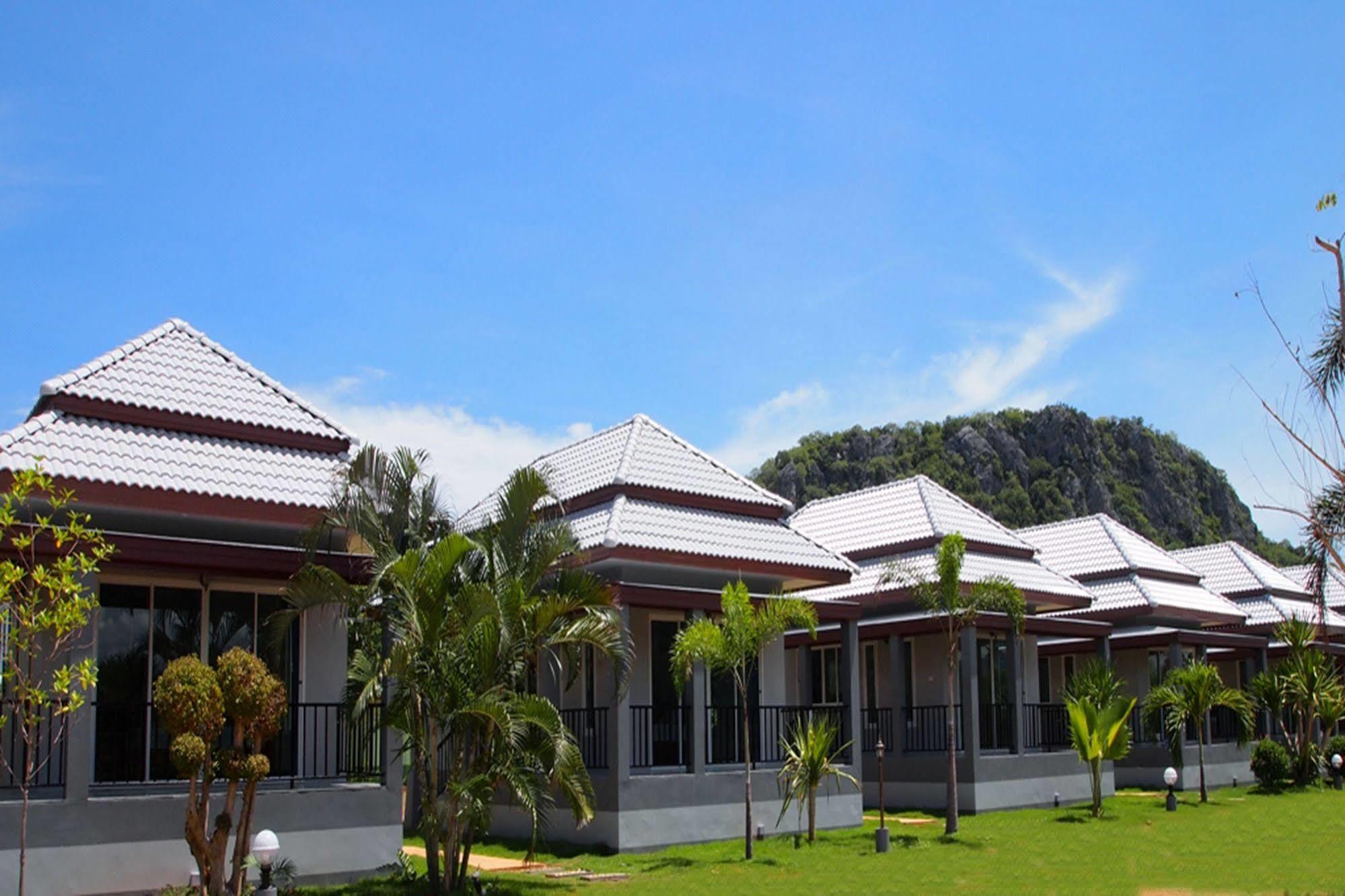 Kp Mountain Beach Pran Buri Eksteriør bilde
