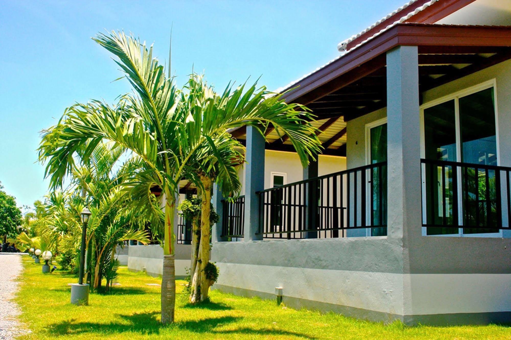 Kp Mountain Beach Pran Buri Eksteriør bilde