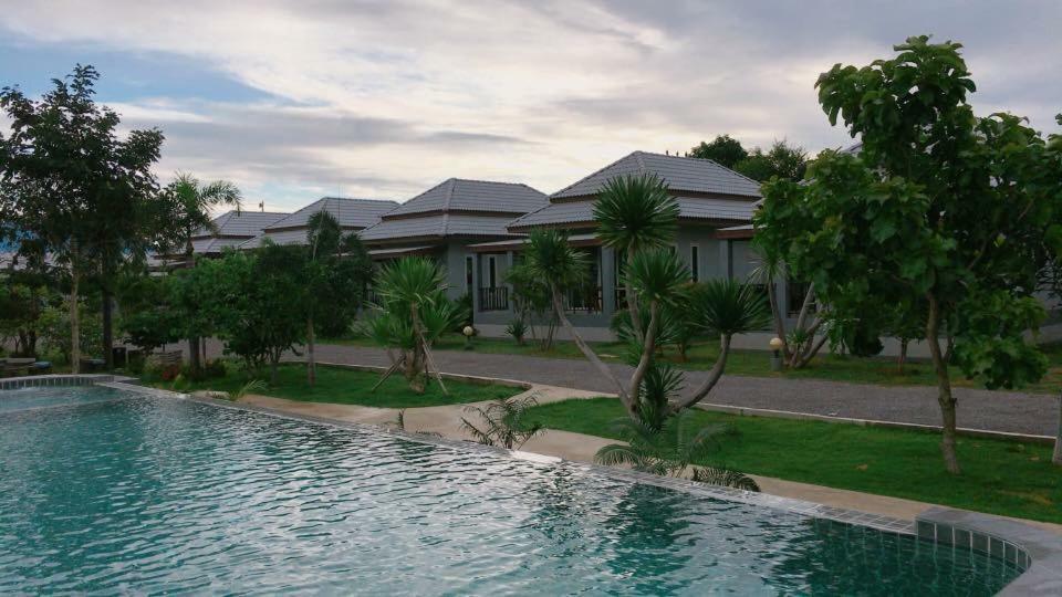 Kp Mountain Beach Pran Buri Eksteriør bilde