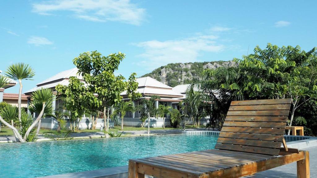 Kp Mountain Beach Pran Buri Eksteriør bilde